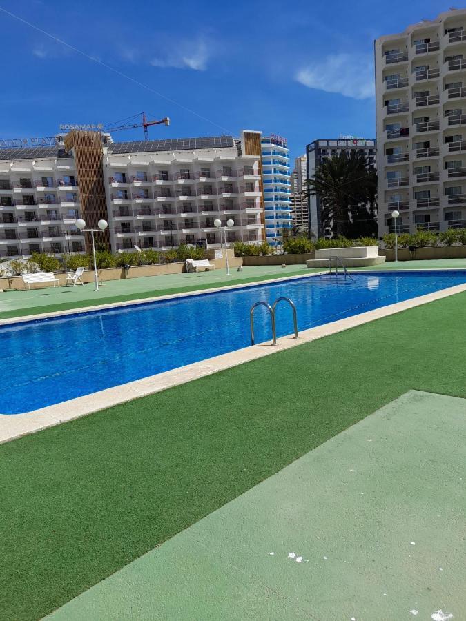 Paraiso Mediterraneo Levante Beach Pool & Parking Benidorm Esterno foto
